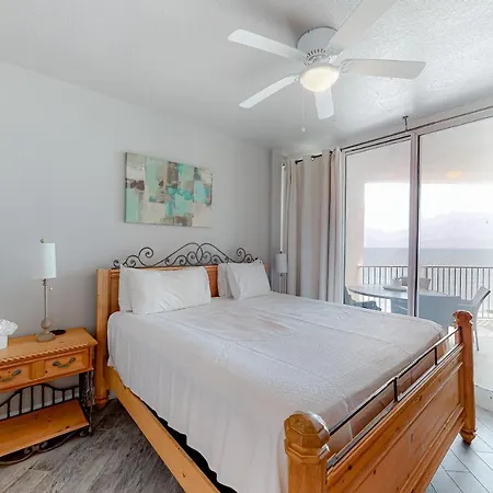 Lighthouse Condominiums IV-3